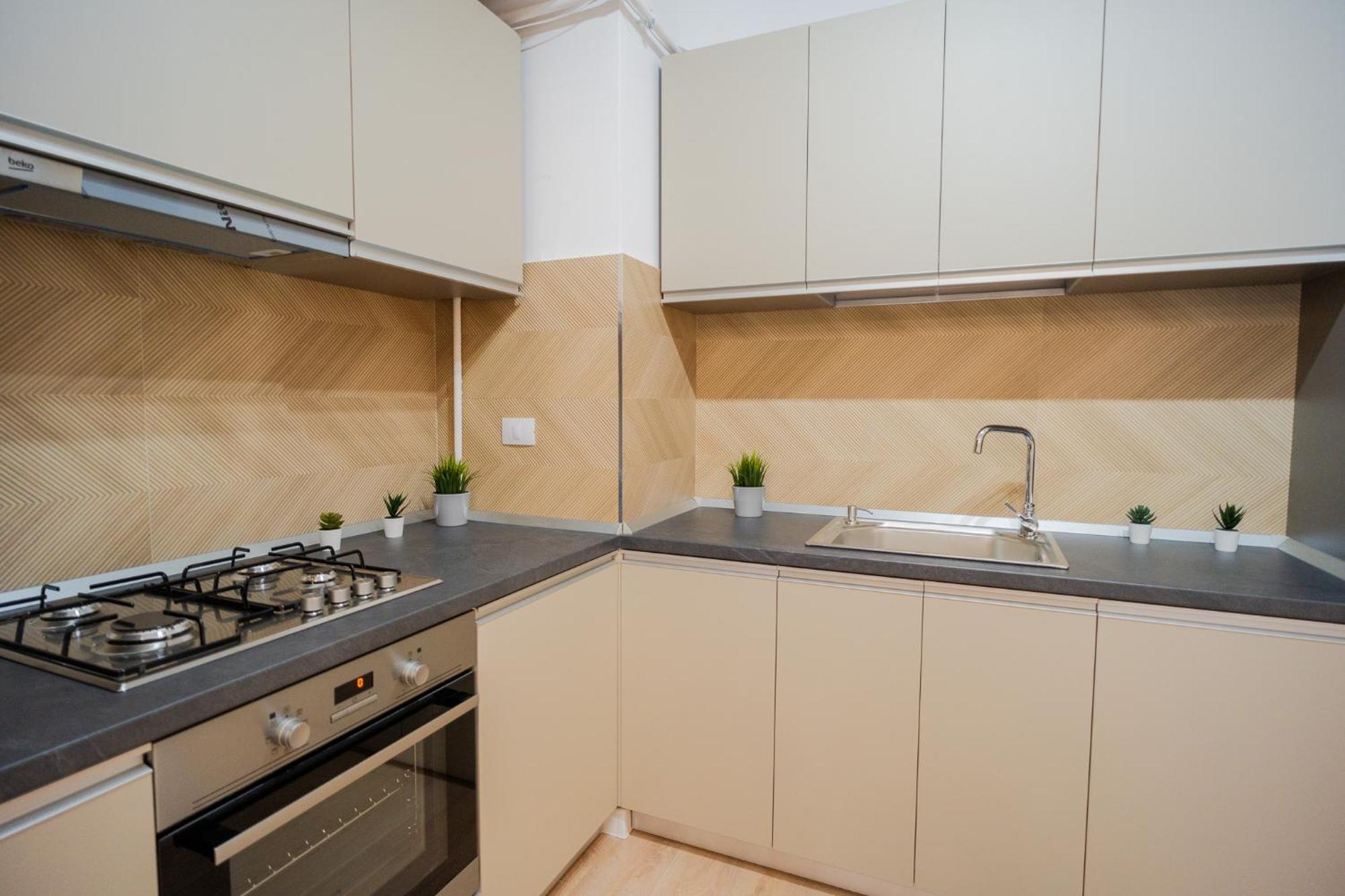 Amazing View Apartments - Iuliu Maniu & Politehnica Park Bukarest Exteriör bild